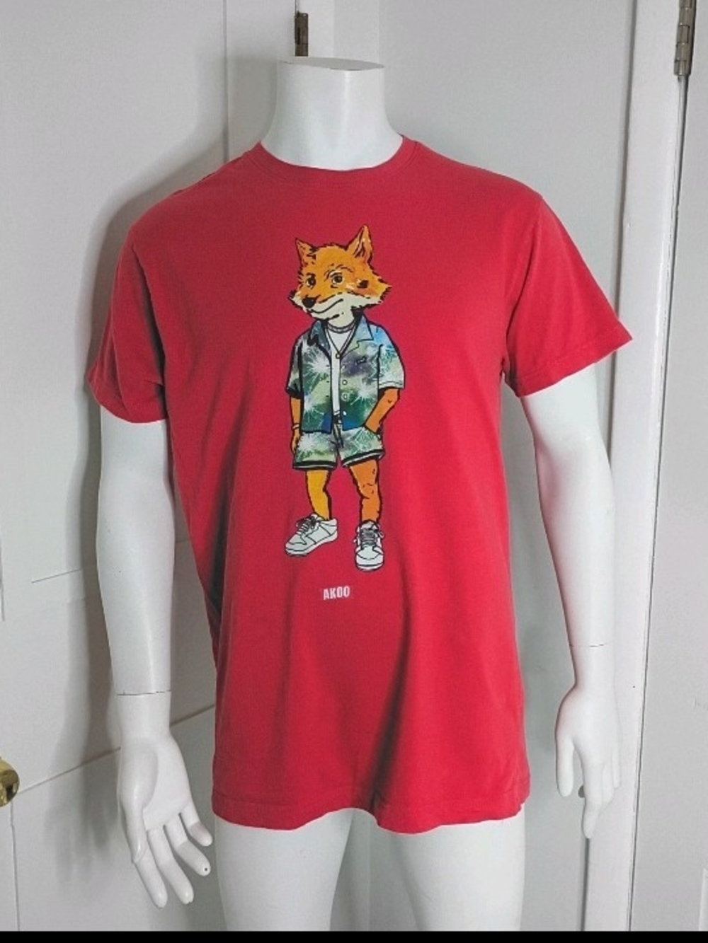 AKOO Red Graphic Tee With Fox Print, Large